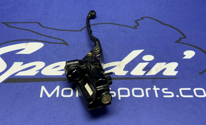 Kawasaki Front Brake Master Cylinder Ninja 1000RZX1000A 1986-1987 OEM 43015-1507