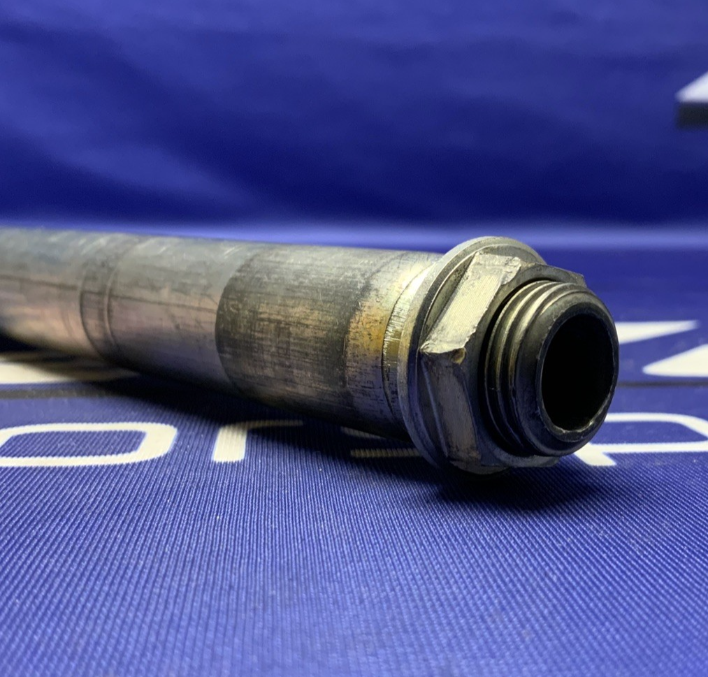 Suzuki Front Wheel Axle W/ Nut RMZ250 2007-2024, RMZ450 2005-2024 OE 54711-35G00