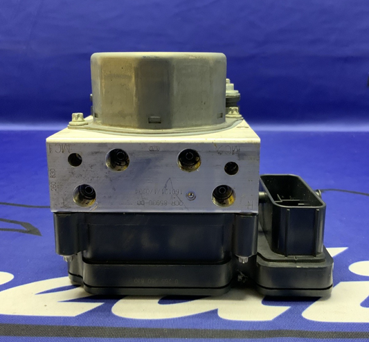 Yamaha ABS Pump Module Unit YZF-R1/S/M 2015-2019 OEM 2CR-85930-09-00