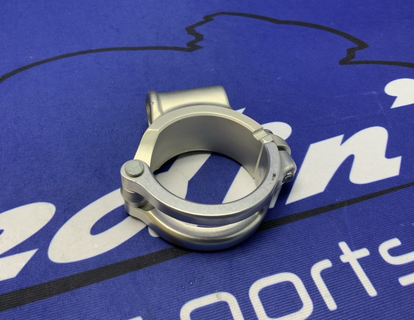 Ducati Left Handle Bar Clamp Panigale V4 2021-2025 OEM 36031981A