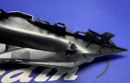 Yamaha Right Tail Inner Fairing YZF-R7 2022-2025 OEM BEB-21741-00-00