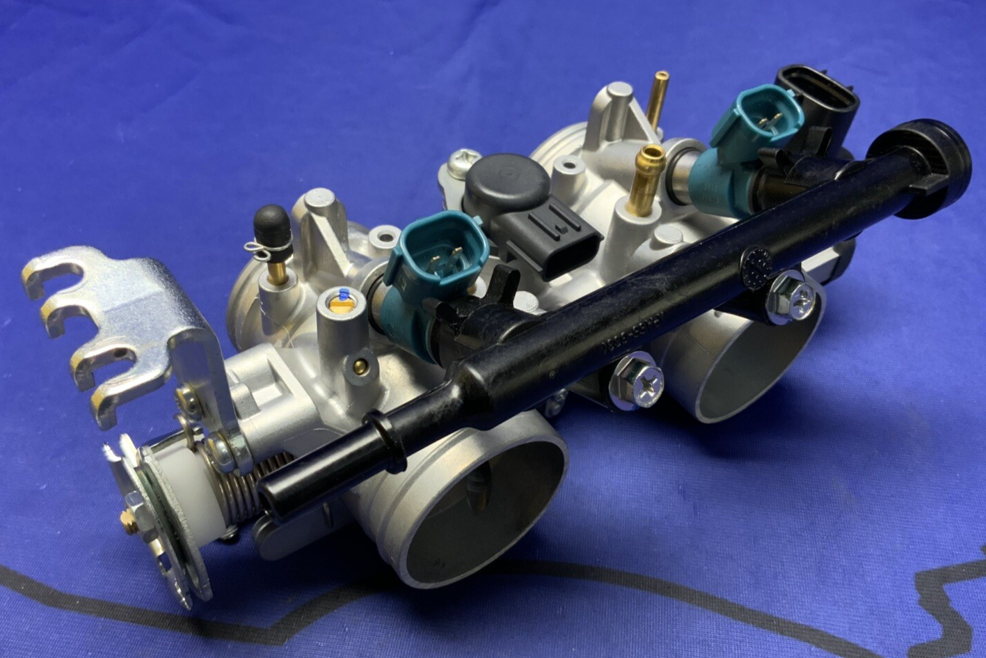 Yamaha Throttle Body Assy YZF-R7 2022-2024/ MT-07 2018-2024 OEM 1WS-13750-01-00