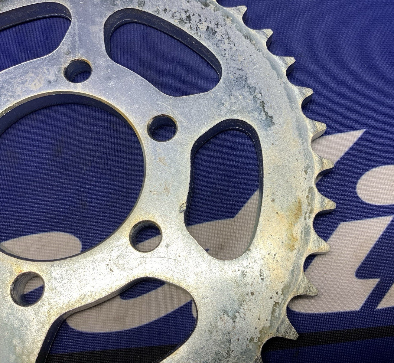 Sunstar Rear Wheel Sprocket Suzuki GT380/550 1972-1977 S-33751R