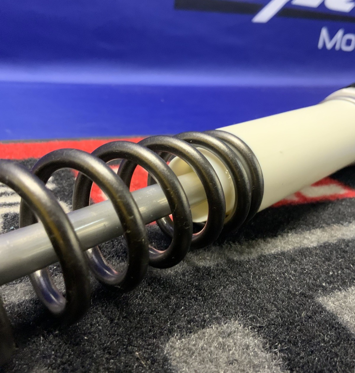 Yamaha Front Fork Cartridge Set YZF-R9 2025 OEM BKN-23102-00-00