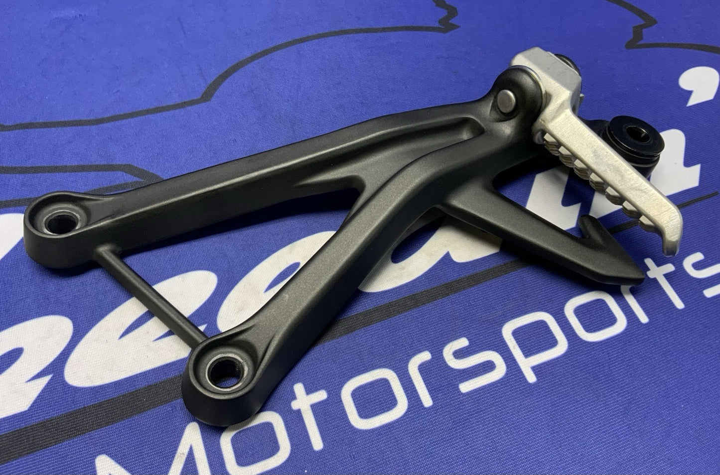 Kawasaki Right Passenger Foot Rest (Black) ZX-4R/RR 2023-2025 OEM 35063-1571-18R