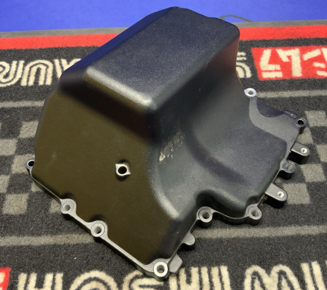 Triumph Oil Pan Street Triple 2023-2026 OEM T1230155