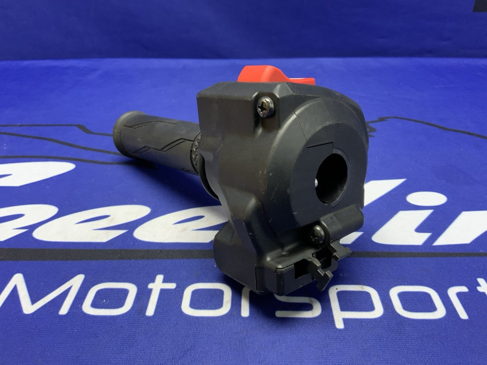 Yamaha Right Throttle & Ignition Switch YZF-R9 2025 OEM BKN-8291R-00-00