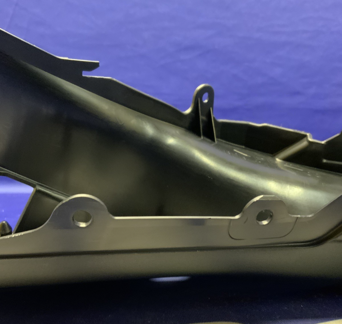 Yamaha Right Tail Inner Fairing YZF-R7 2022-2025 OEM BEB-21741-00-00