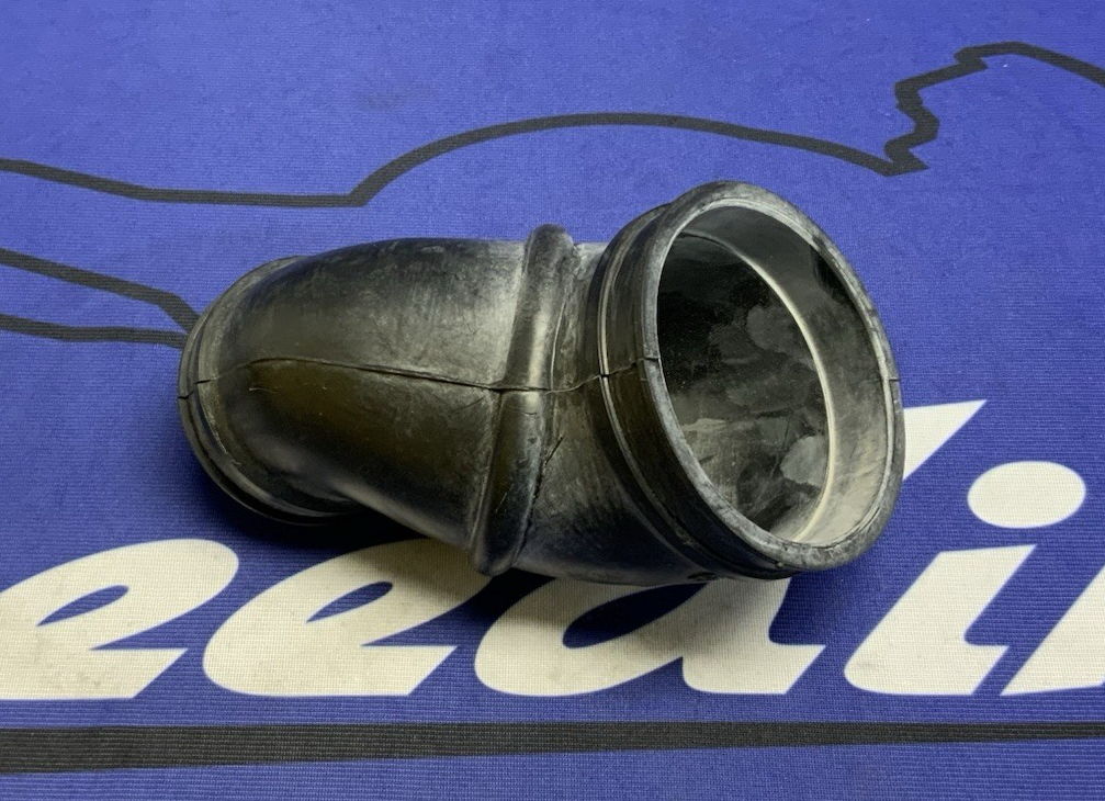 Yamaha Carburetor Intake Manifold Joint Warrior 1987-2004 OEM 1UY-13586-02-00