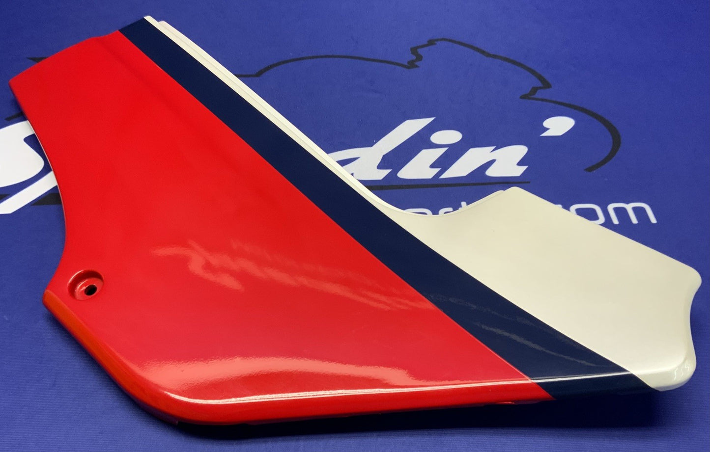 Kawasaki Right Side Cover (Red, White & Blue) Ninja 600 85-86 OEM 36002-5196-P9