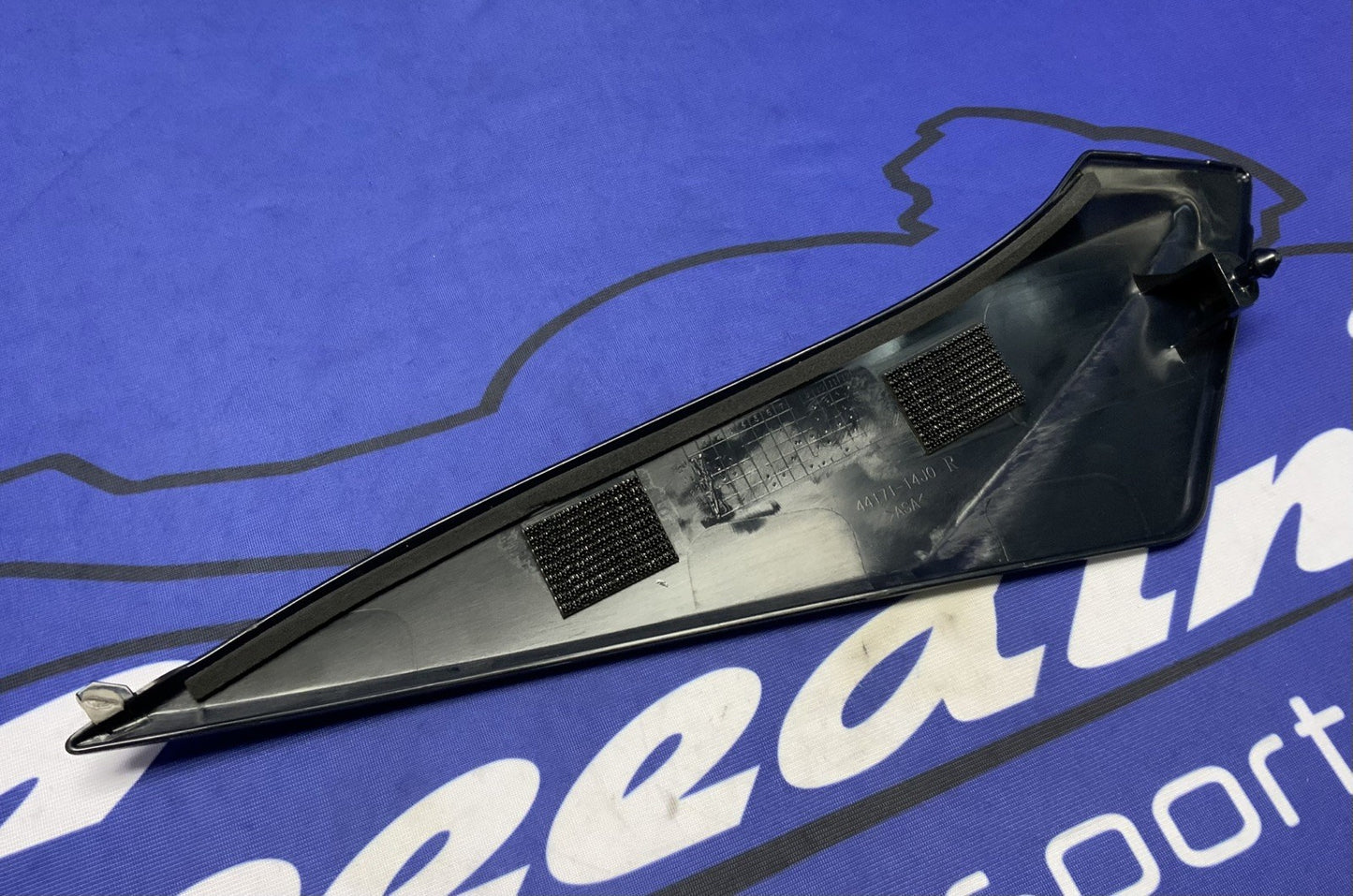 Suzuki Right Side Fuel Tank Cover Trim GSXR 600/750 2011-2026 OEM 44170-14J00