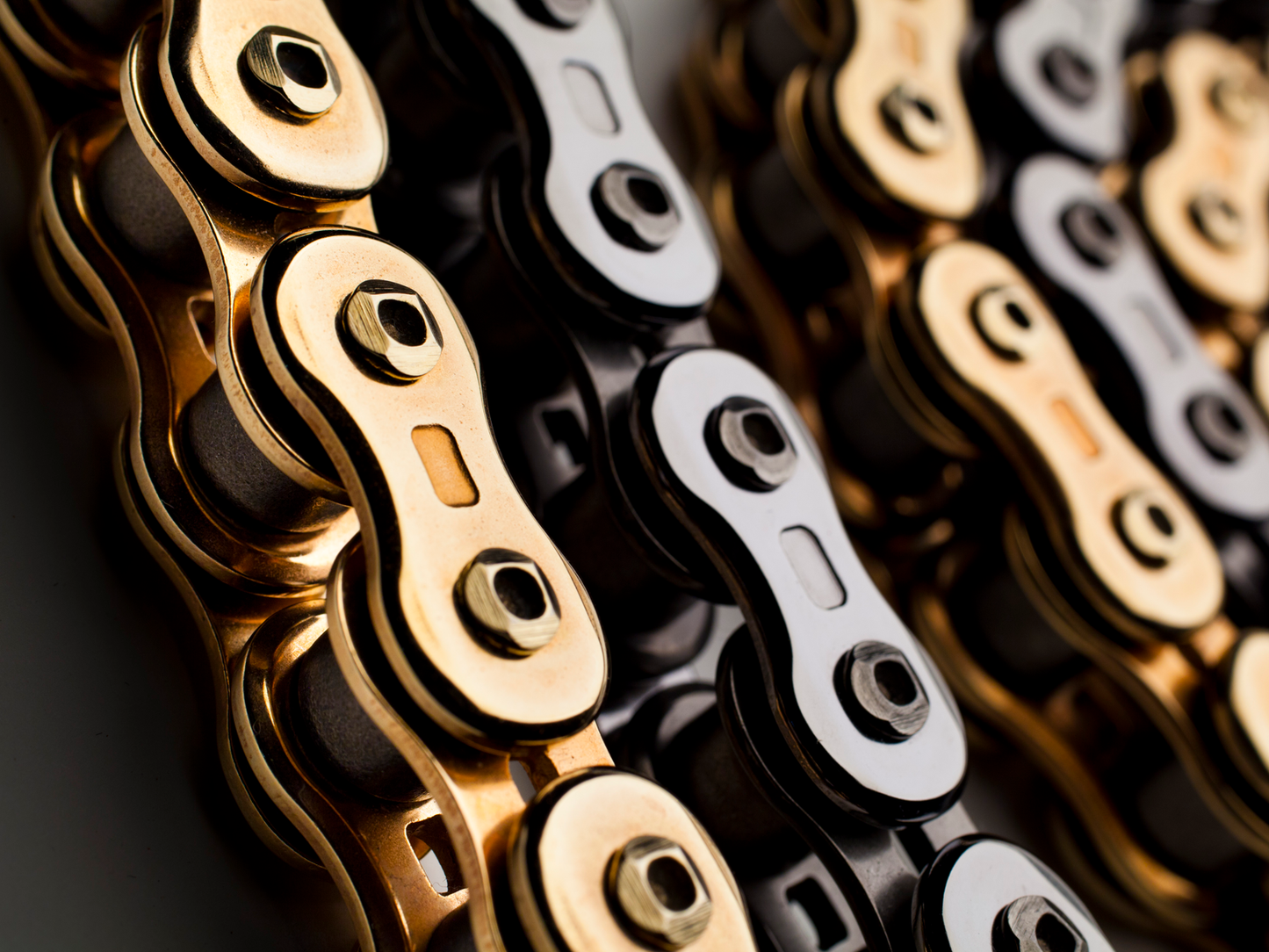 EK RV3D 520 Chain - 120 Link