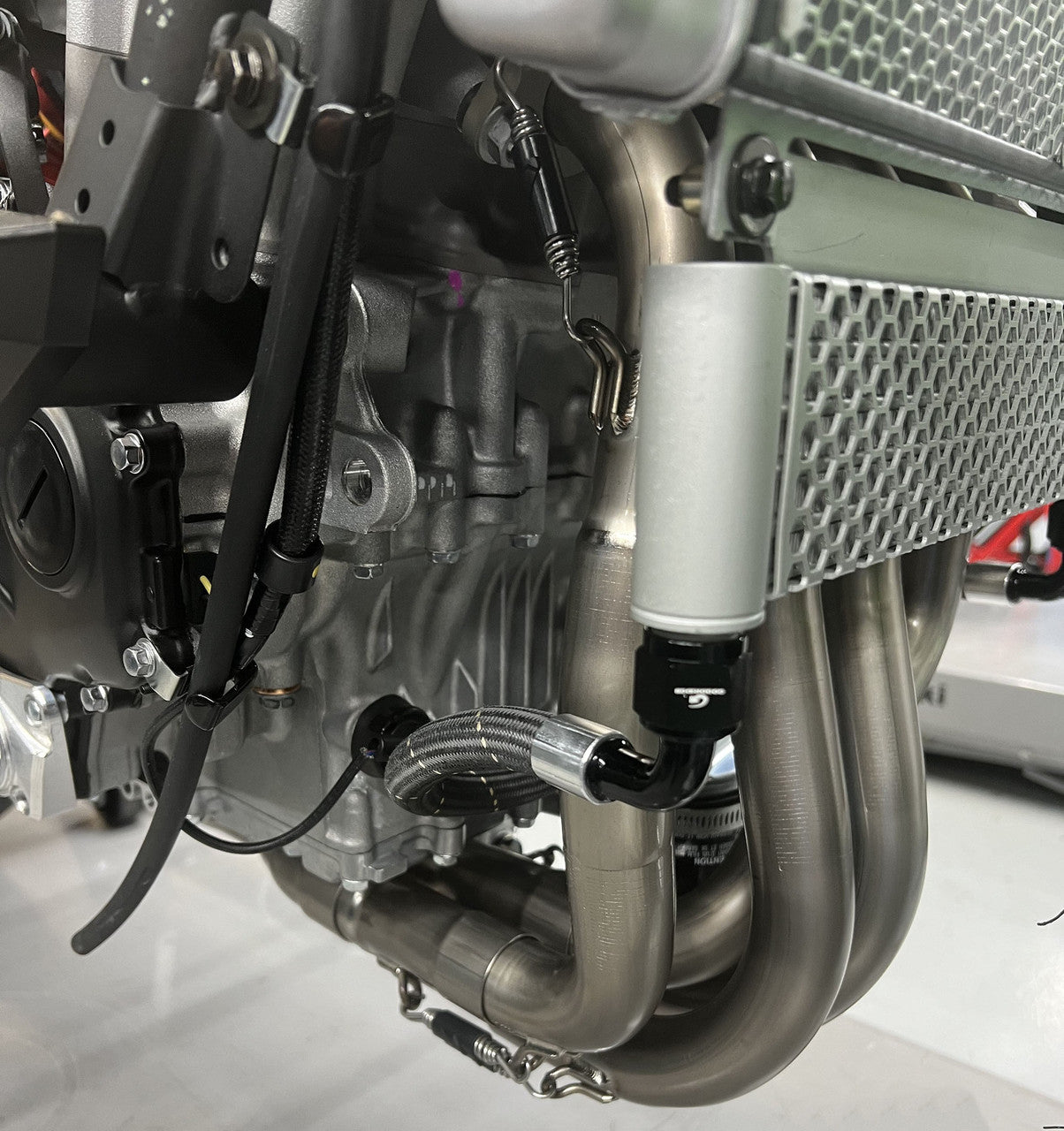 Graves Motorsports Kawasaki ZX-4RR ZX-4R Oil Cooler Kit